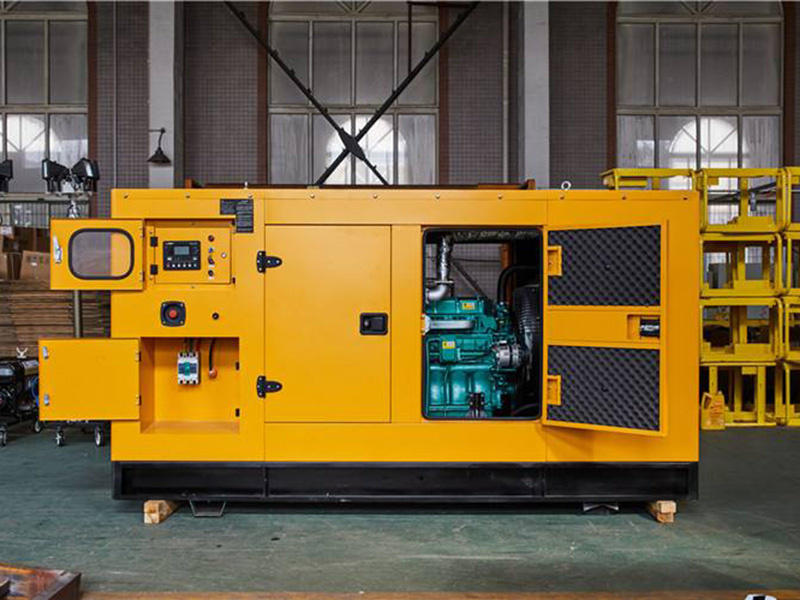 碌曲柴油发电机组是一种将柴油发动机与发电机组合在一起的发电设备,以下为你详细介绍