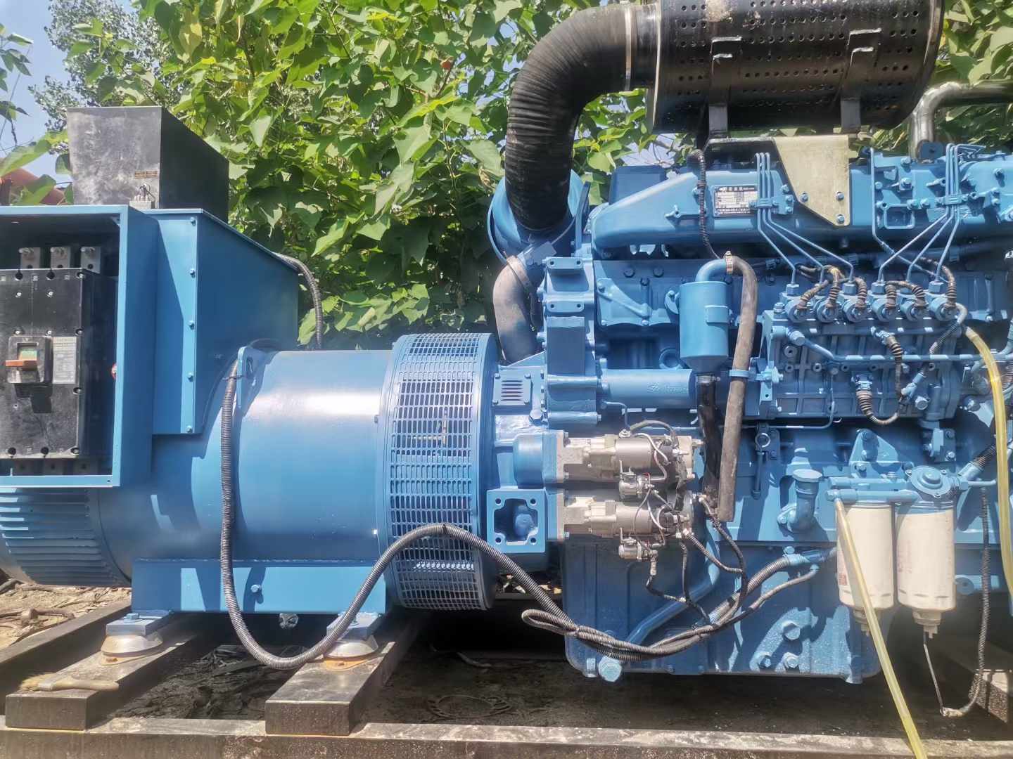 碌曲详细说明降低 800kW 柴油发电机输出电流波动的方法