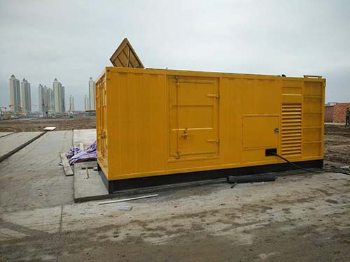 碌曲合同中关于乙方责任导致工期延误的赔偿标准应该如何制定？